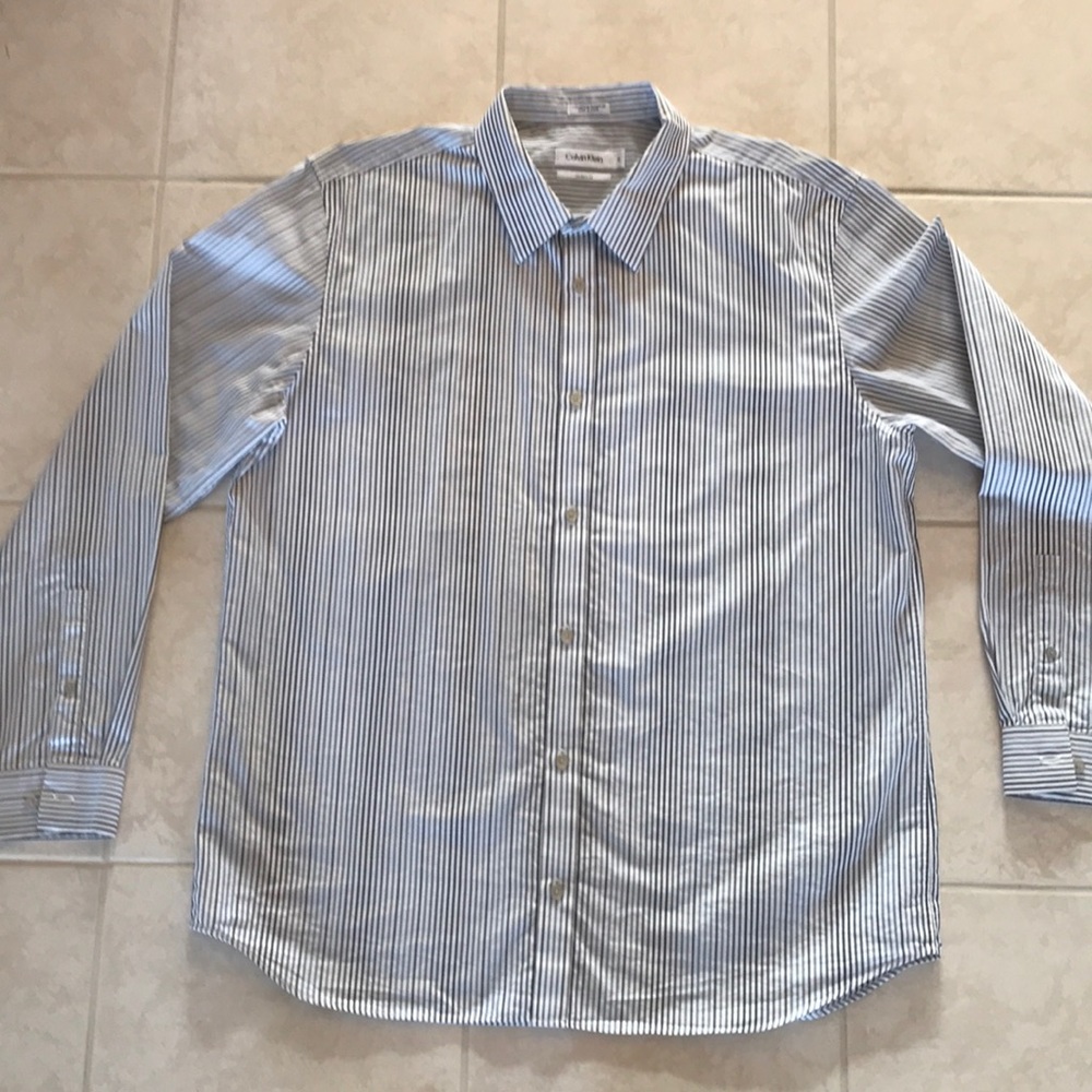 Calvin Klein Modern Fit Dress Shirt - XL